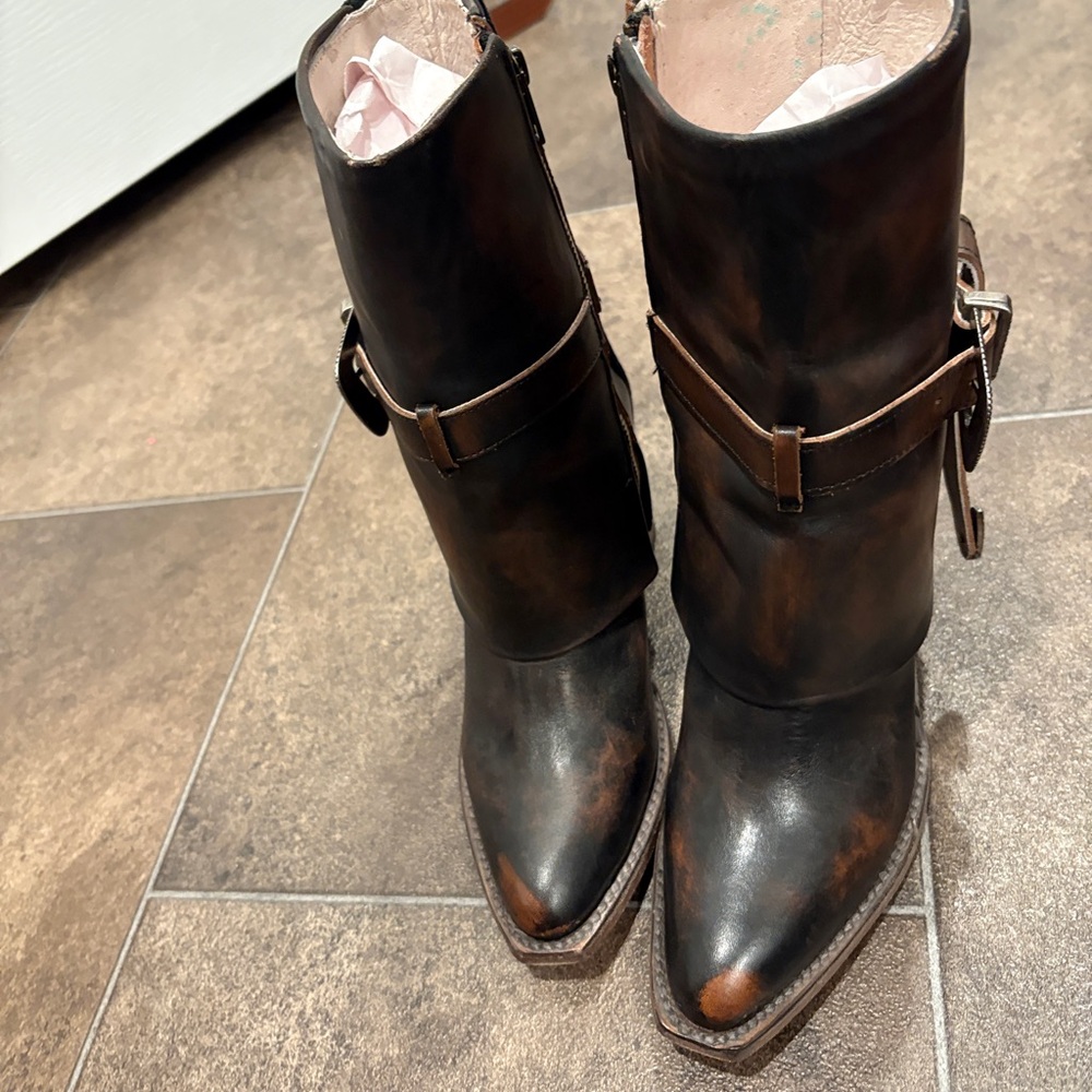 Freebird Jylina Distressed Black and Brown Ankle Boots